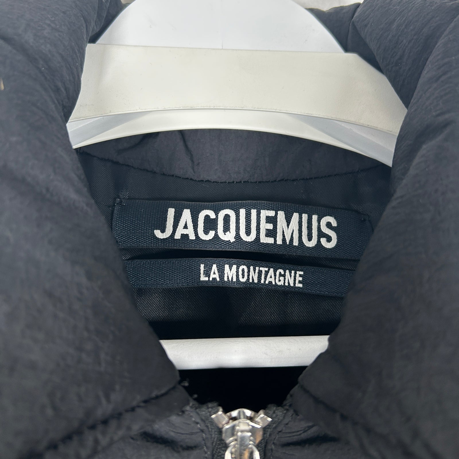 Jacquemus 'Le Flocon' Puffer Jacket Size M