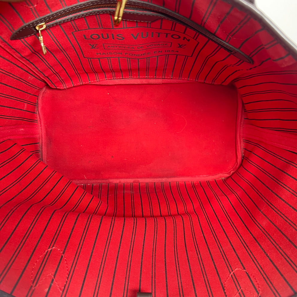 Louis Vuitton Damier Ebene Neverfull MM Toe Bag