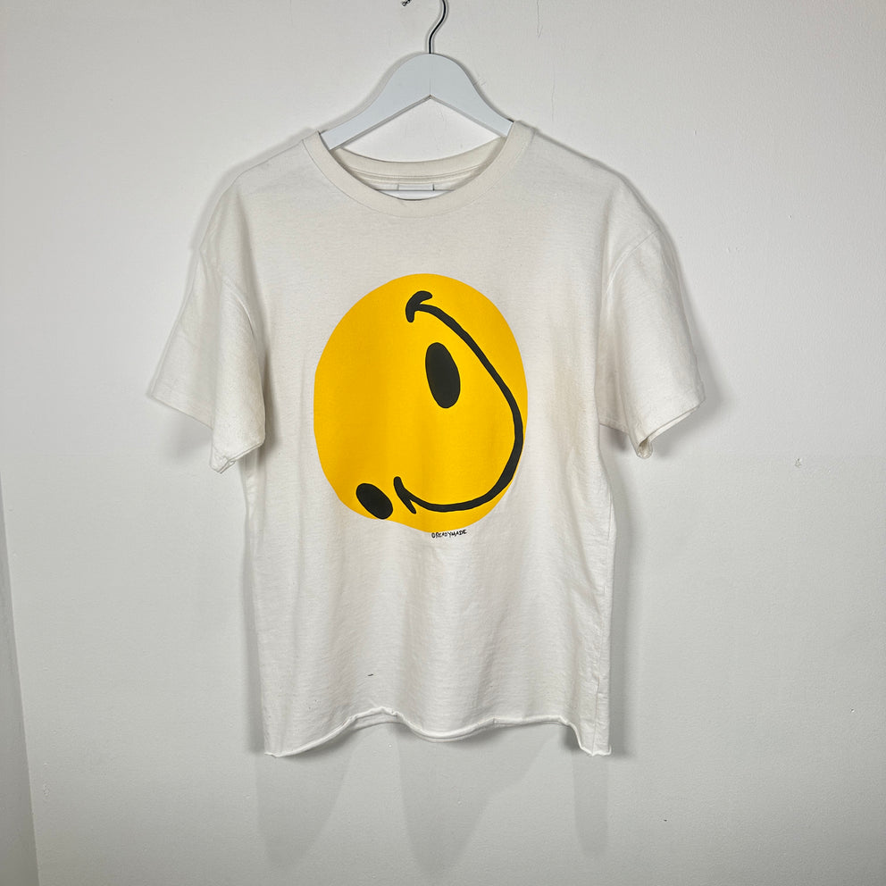 Readymade Smiley Graphic T-Shirt Size M