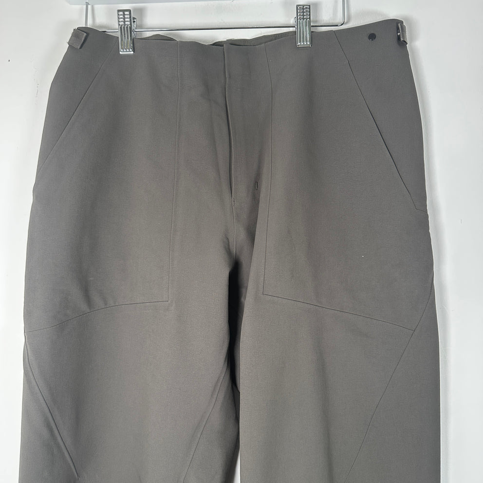 Arc'teryx Veilance Gray Nylon Pants Size 32
