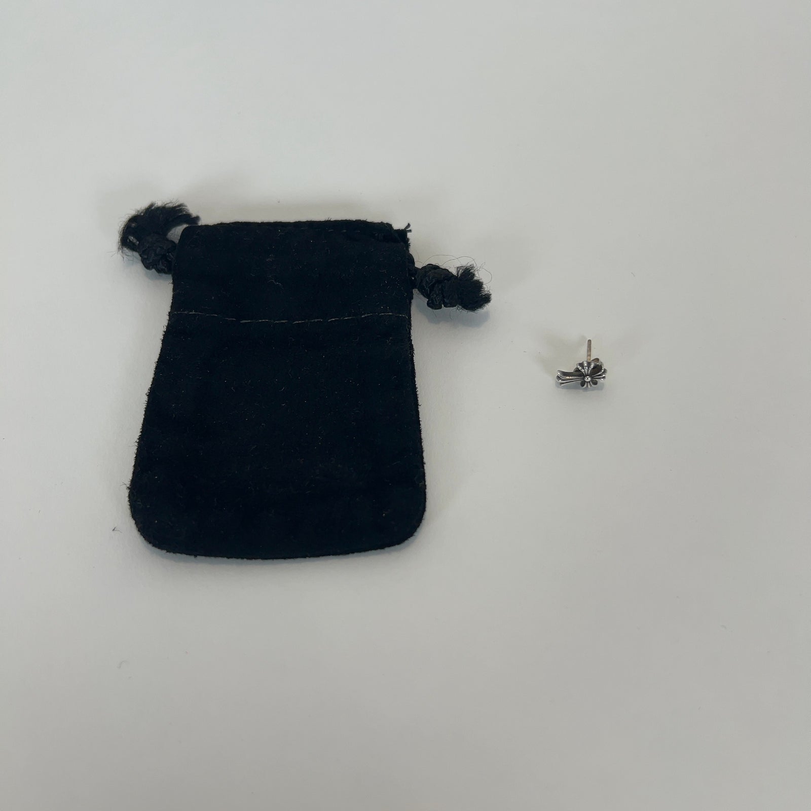 Chrome Hearts Small Cross Stud Earrings