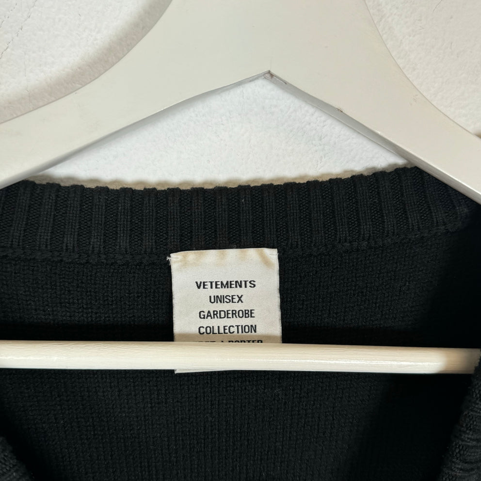 Vetements Heavy Knit Logo Sweater Size XL