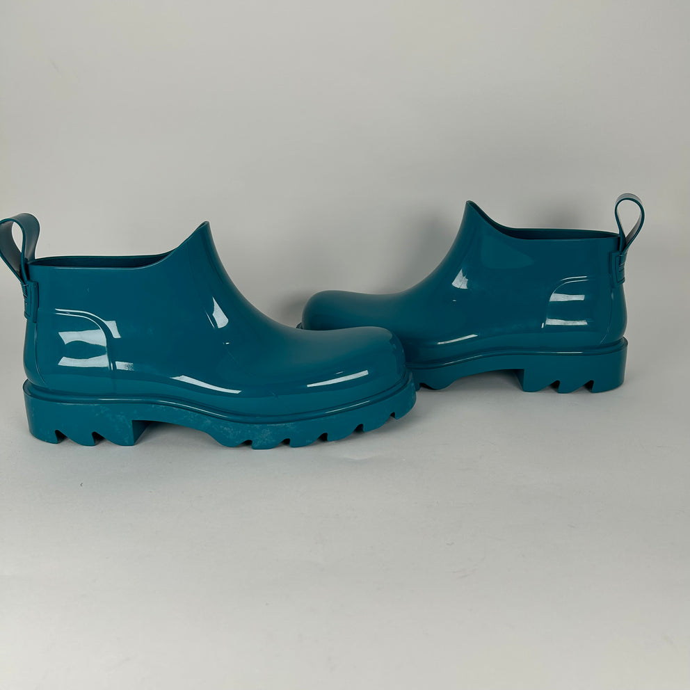 Bottega Veneta Stride Shiny Rubber Ankle Boots Size 43