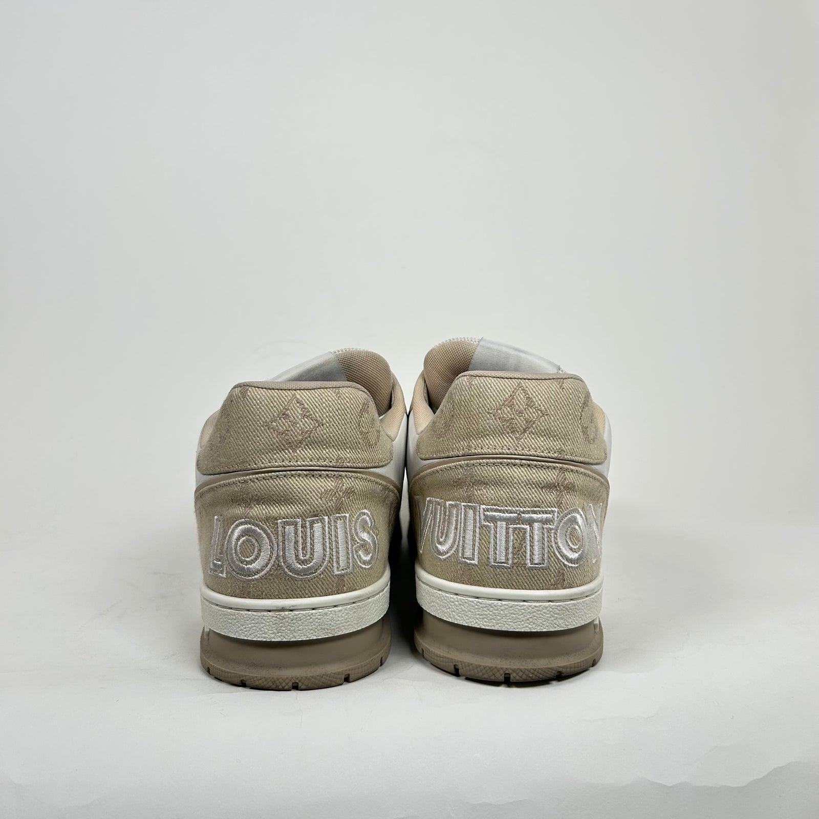 Louis Vuitton Beige Trainer Size LV 8.5