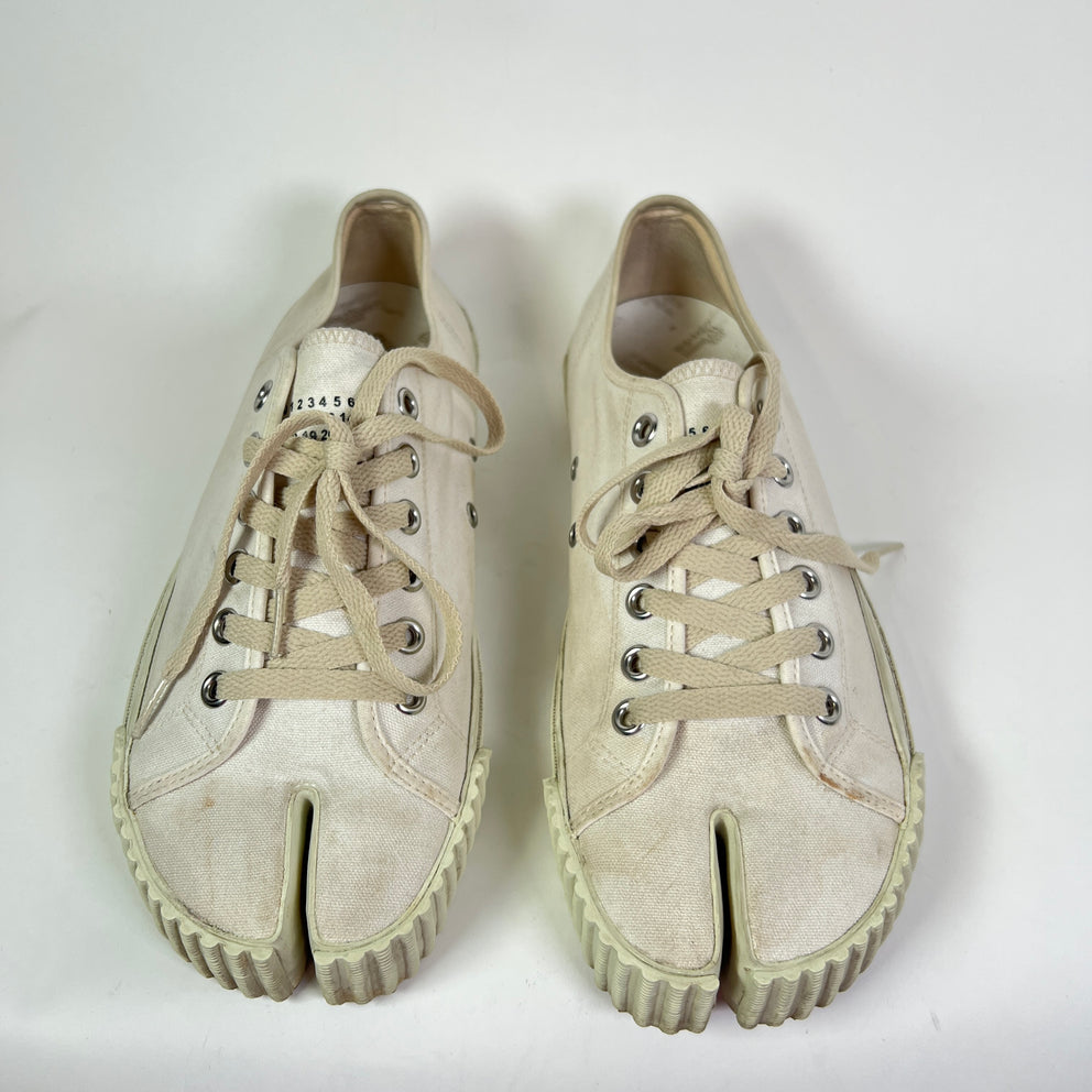 Maison Margiela Canvas Tabi Low-Top Sneaker