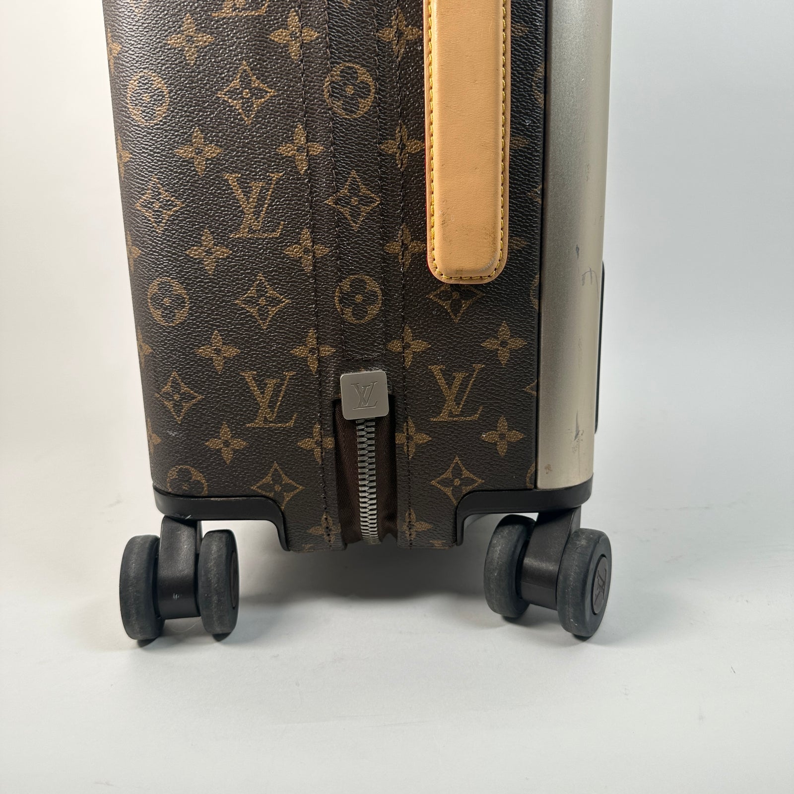 Louis Vuitton Monogram Horizon Luggage 50