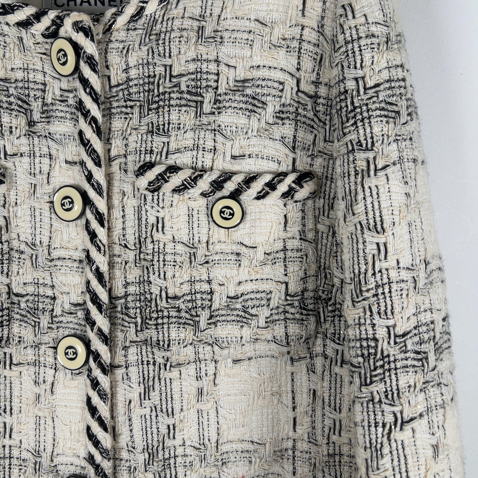 Chanel Printemps SS18 Braided Trim Ecru Tweed White/Black Size 40