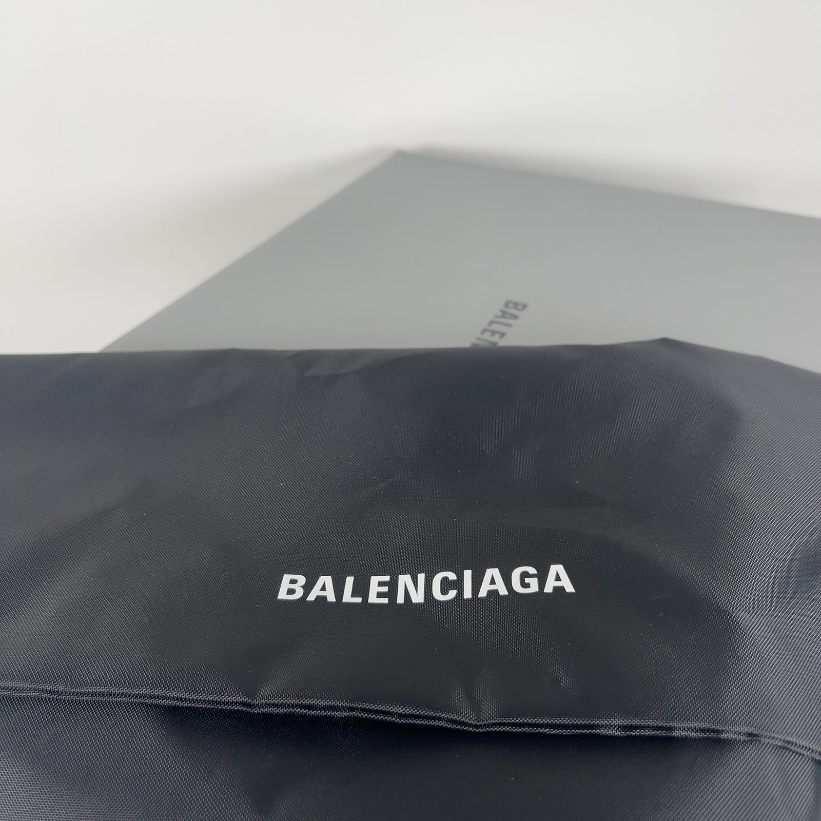 Balenciaga 10XL Mesh Runner Sneaker