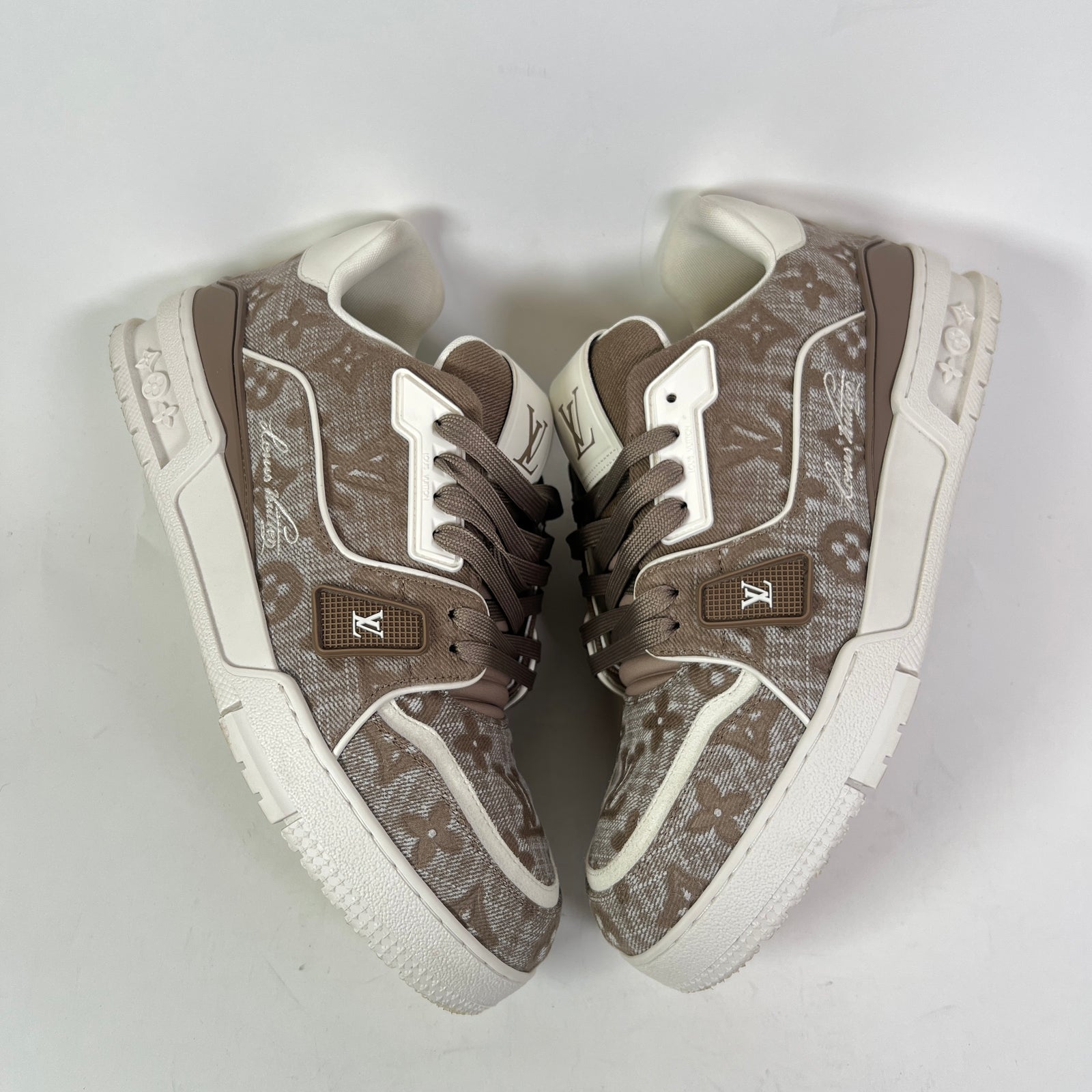 Louis Vuitton Monogram Signature LV Trainer