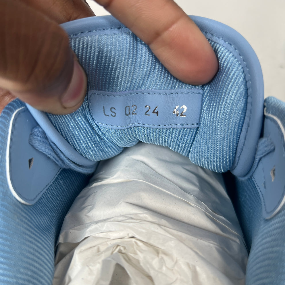 Dior B57 Light Blue Oblique Sneaker Size 42