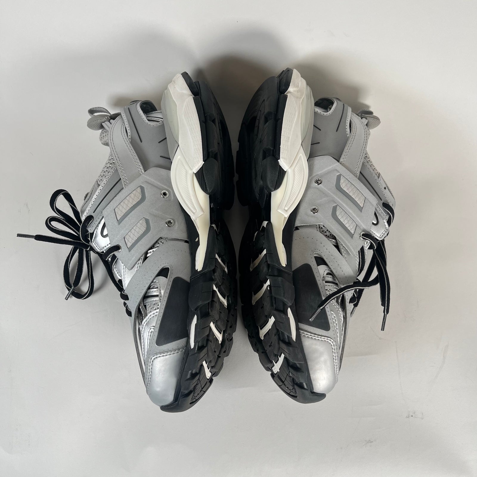 Balenciaga Metallic Grey Tracks Size 40