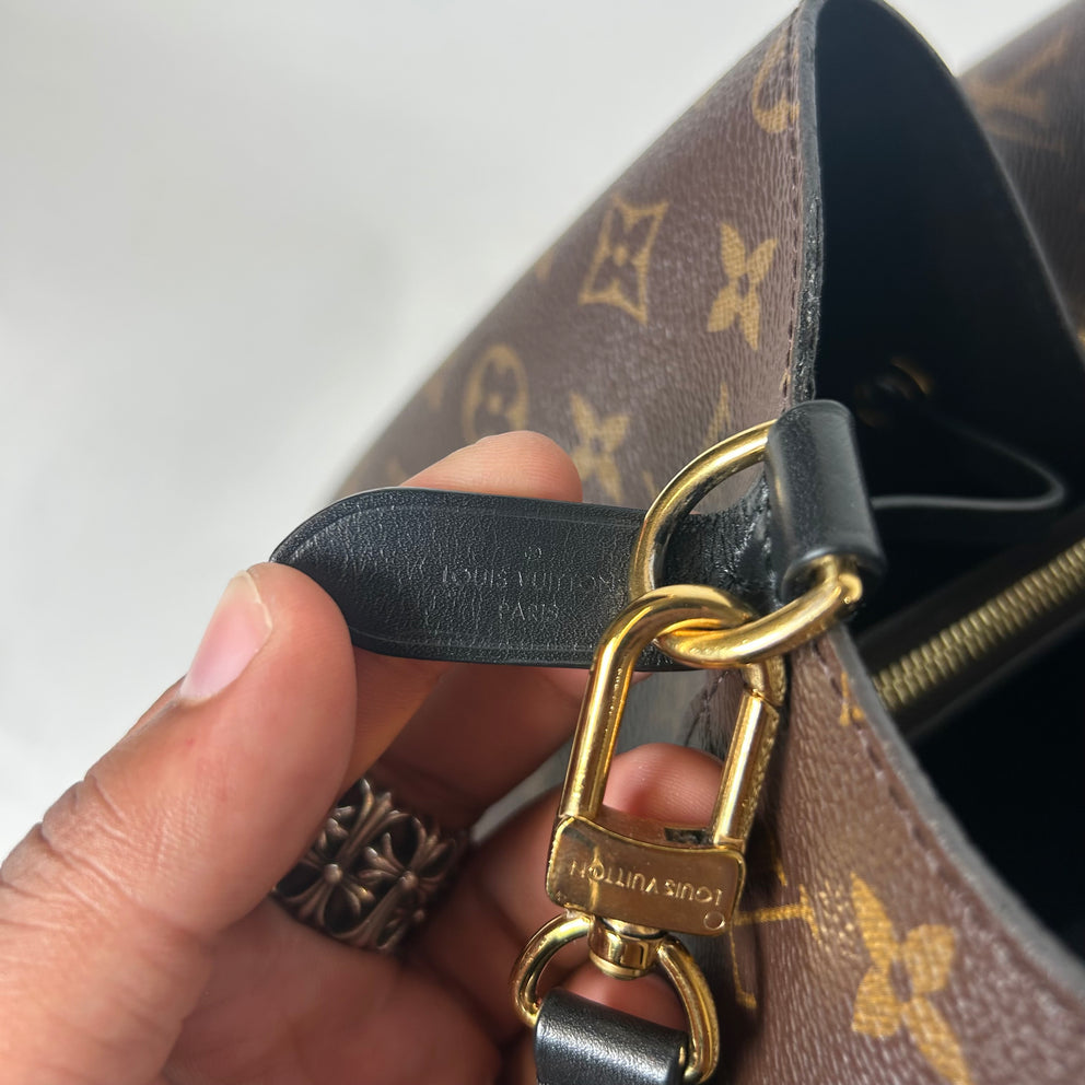 Louis Vuitton Monogram NeoNoe MM Bucket Bag