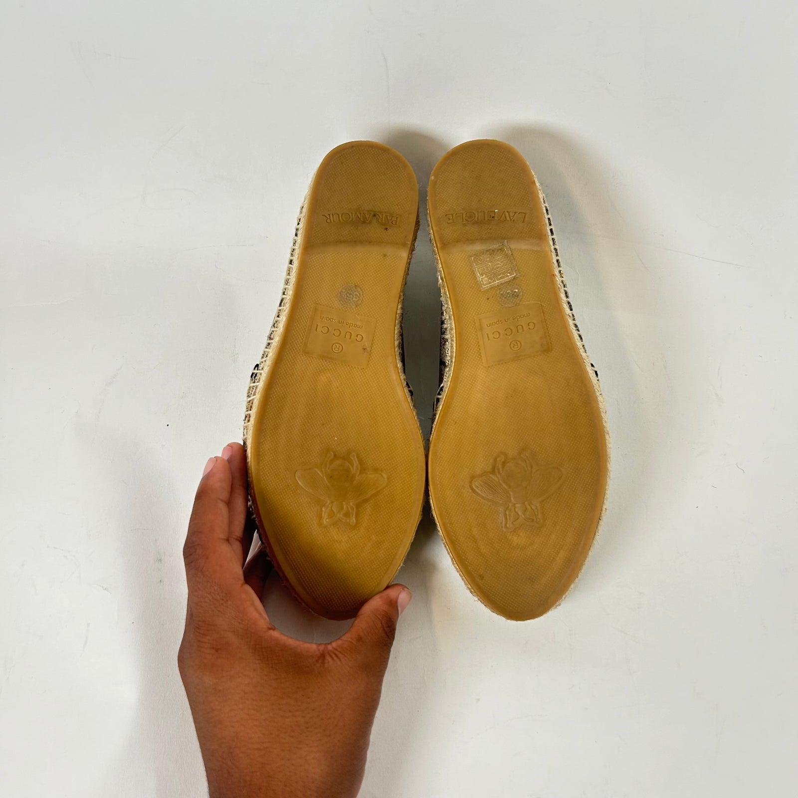 Gucci GG Supreme Bees Espadrille Flats Size 35.5