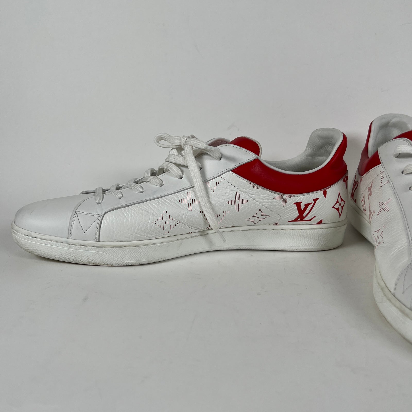 Louis Vuitton Red Monogram Luxembourg Size 11