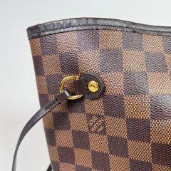 Louis Vuitton Damier Ebene Neverfull MM Toe Bag