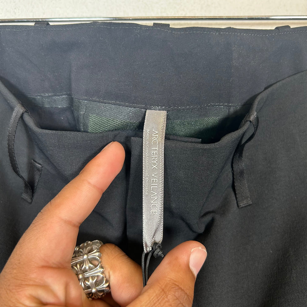 Arc'Teryx Black Align MX Pants Size 32