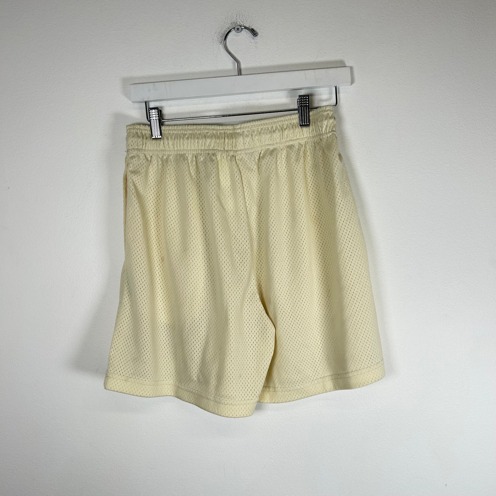 Eric Emanuel Cream / Red Shorts Size L