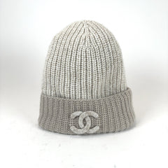 Chanel 'CC' Logo Cashmere Knit Beanie