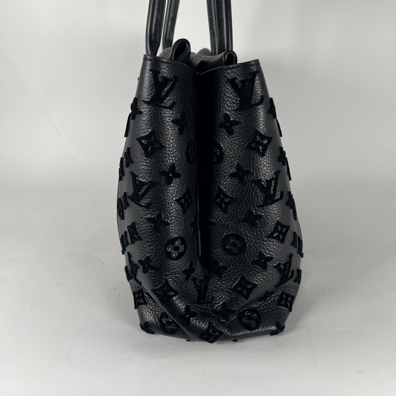 Louis Vuitton Black Veau Cachemire W Tote PM