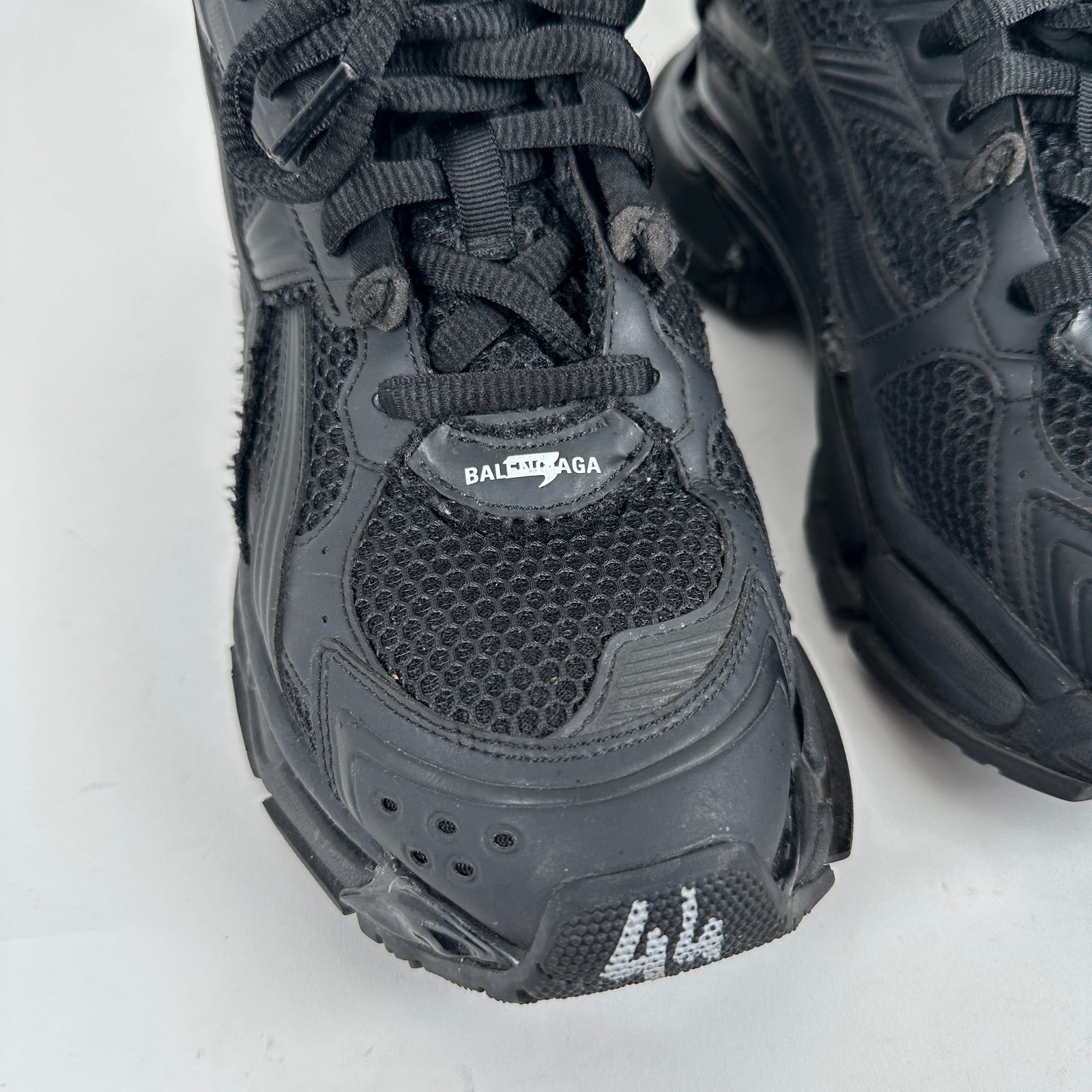 Balenciaga Triple Black Matte Low-Top Runners Size 44