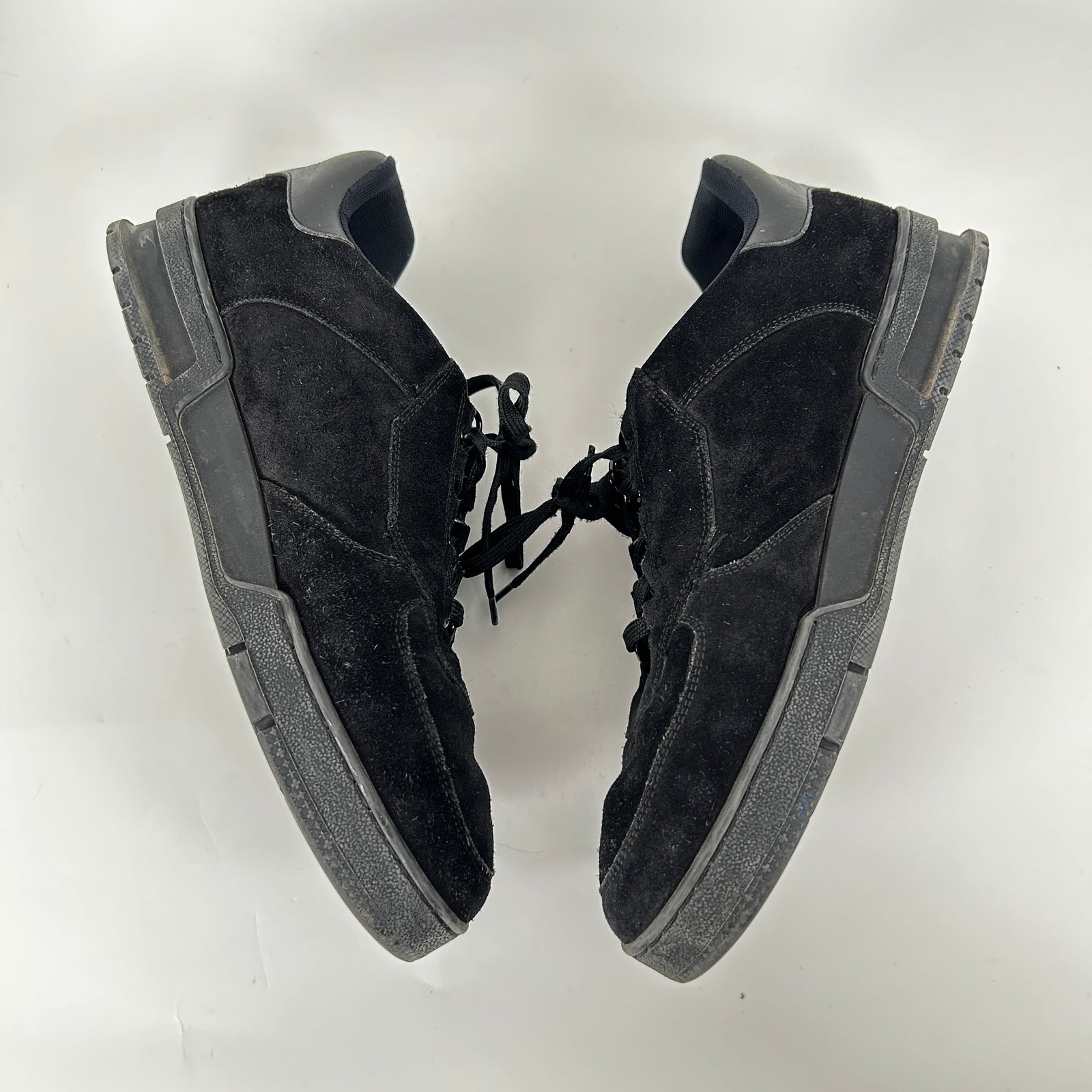 Louis Vuitton Black Employee Trainer Size LV 9