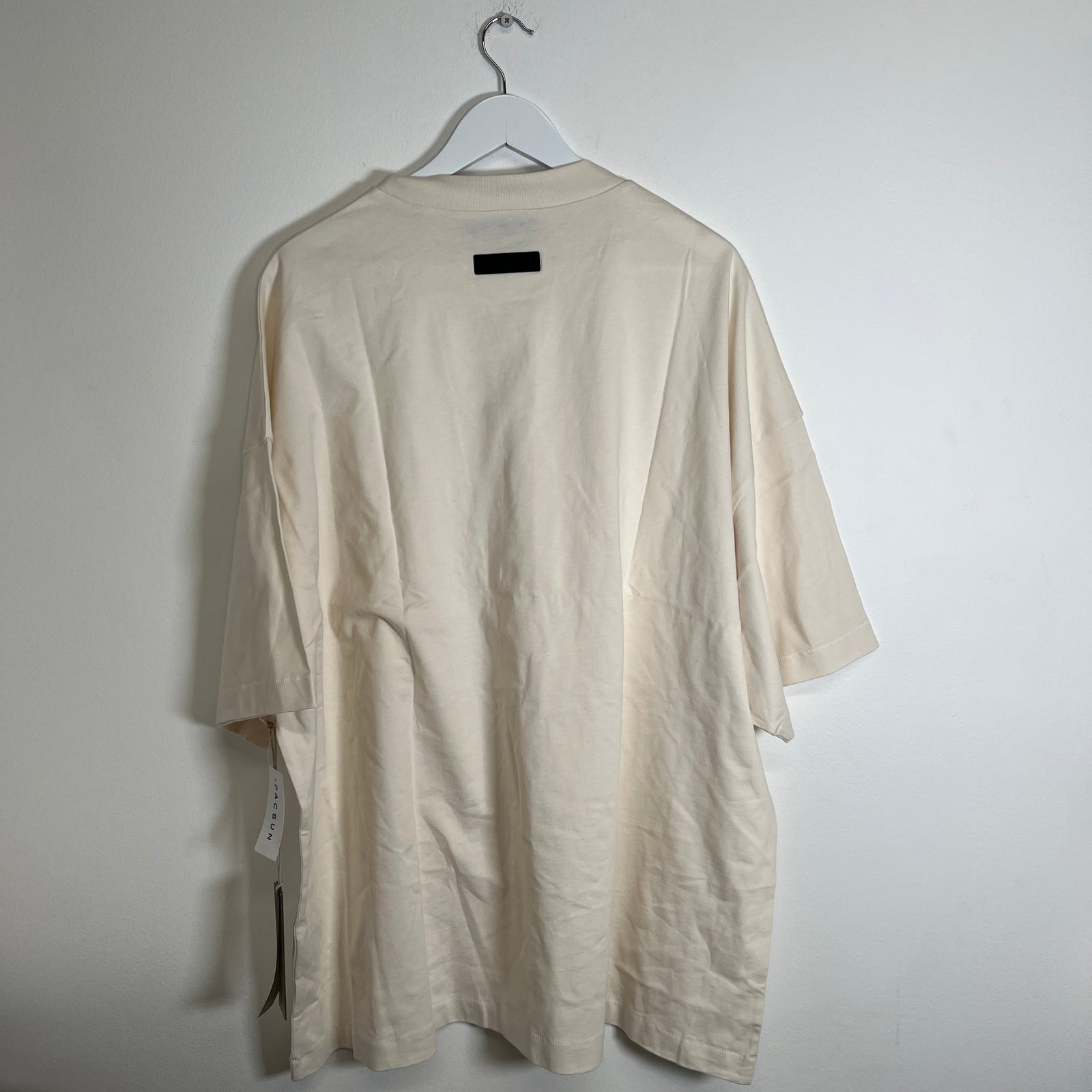 Essential T-Shirt Size L Cloud Dance