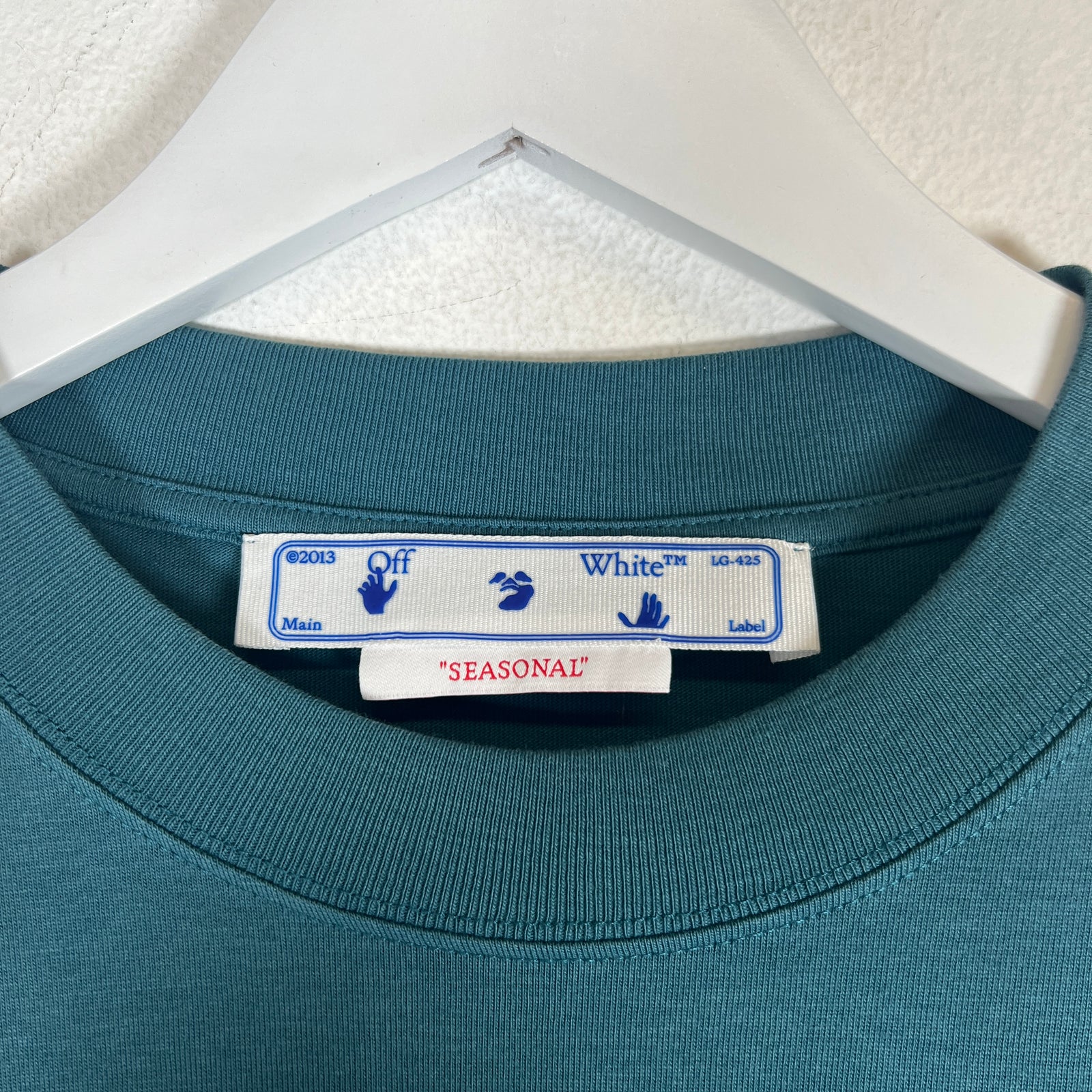 Off-White Teal Chain Arrows T-Shirt Size S