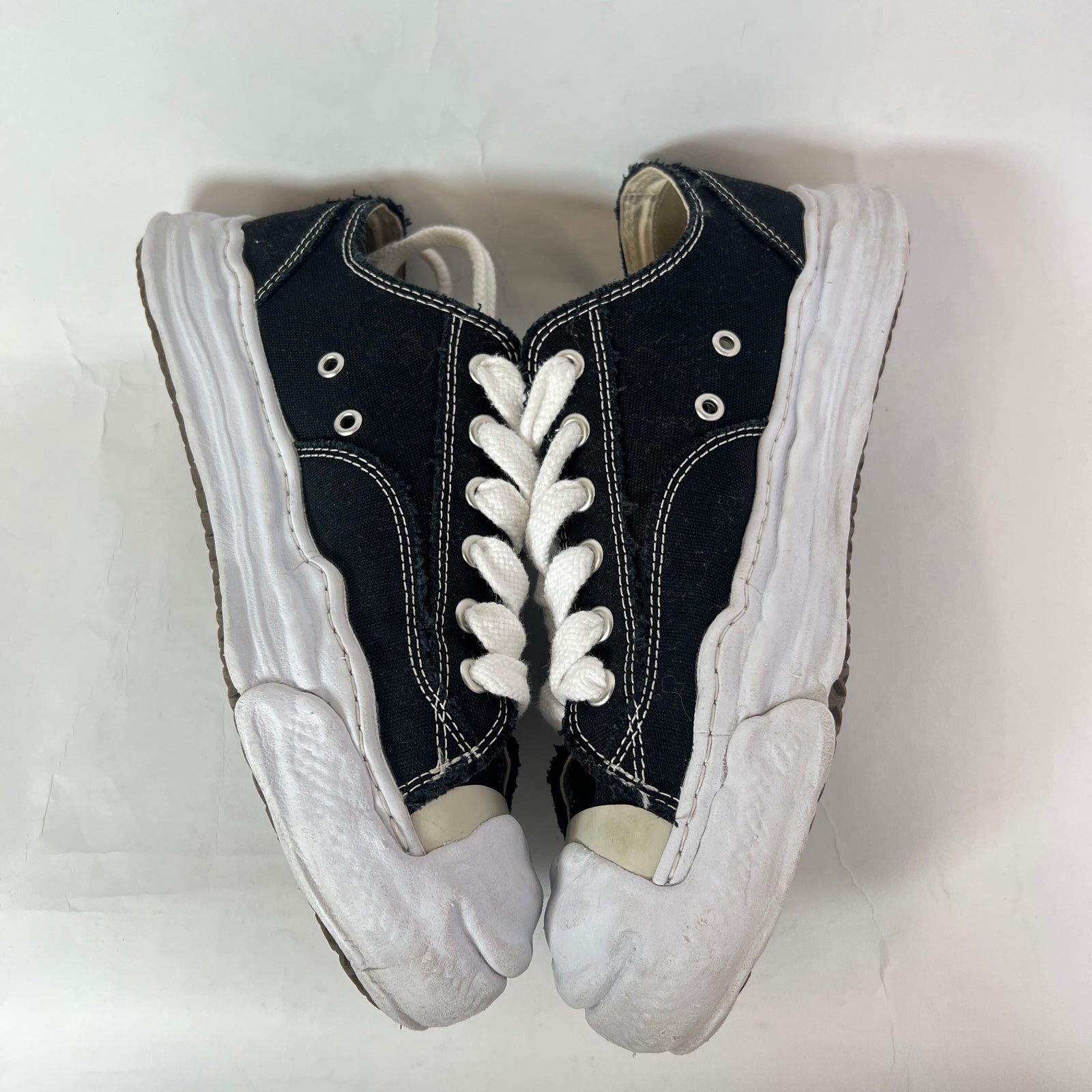 Maison Mihara Yasuhiro Black/White Hank OG Sole Canvas Low-Top Sneaker Size 45