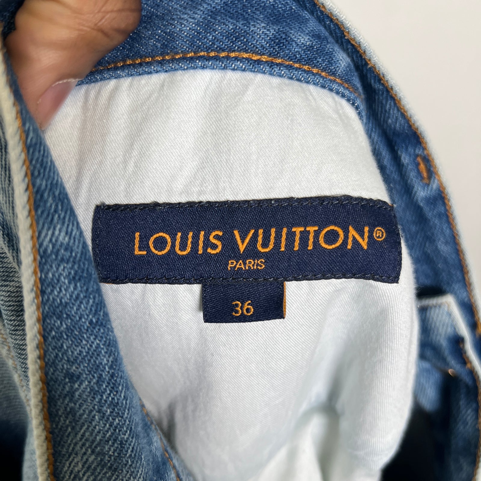 Louis Vuitton Lightwash Straight Leg Jeans Size 36