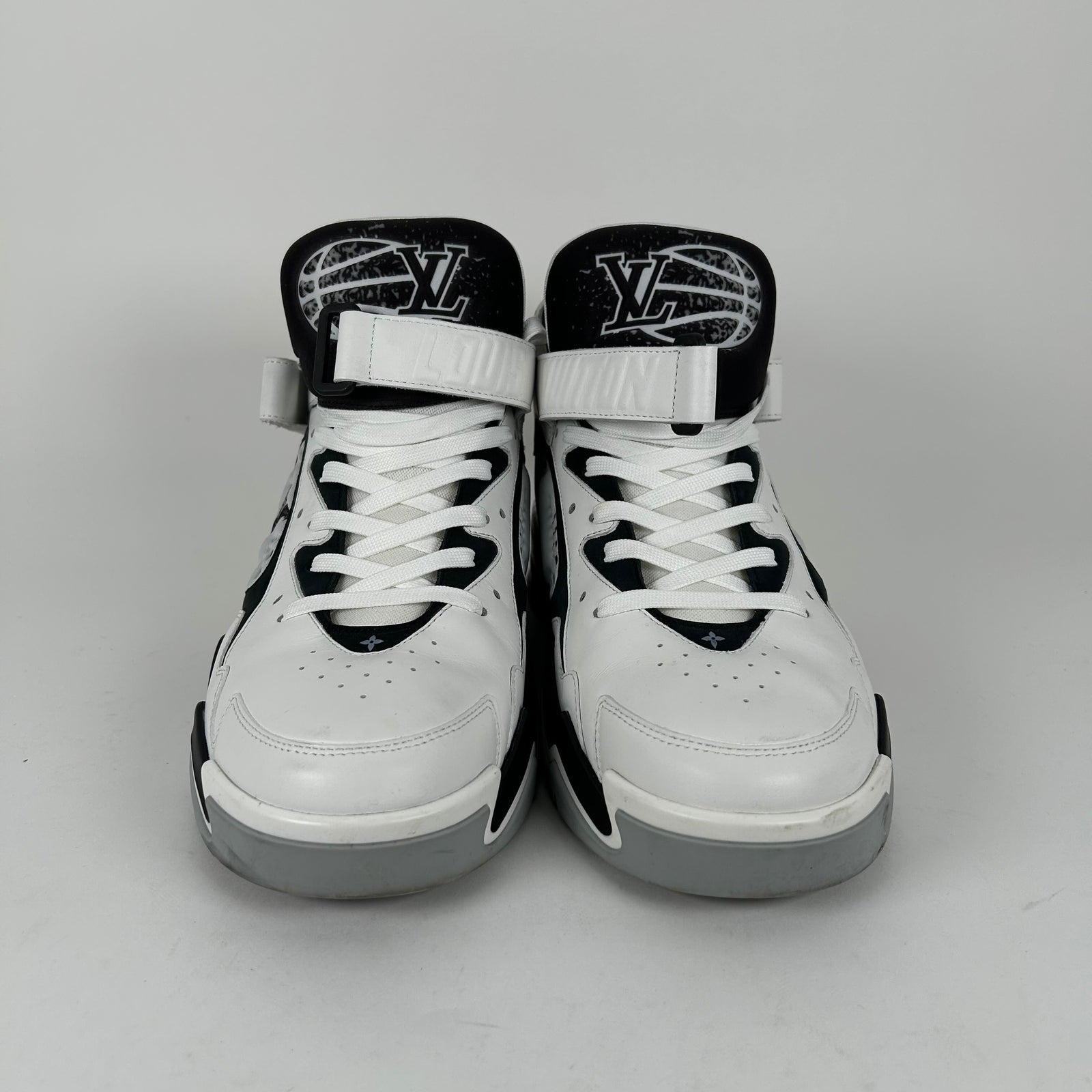 Louis Vuitton White/Grey Basketball Trainers  Size LV 9