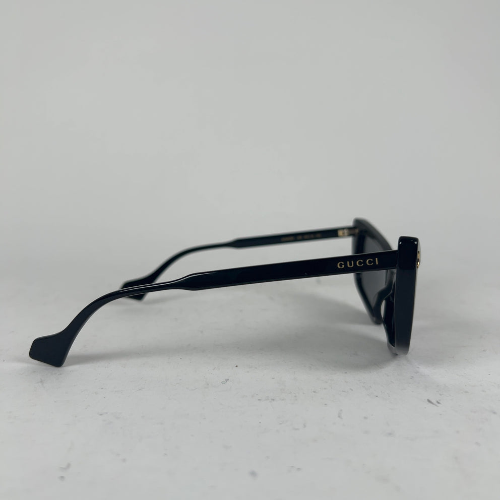 Gucci Reflective Cat Eye Sunglasses