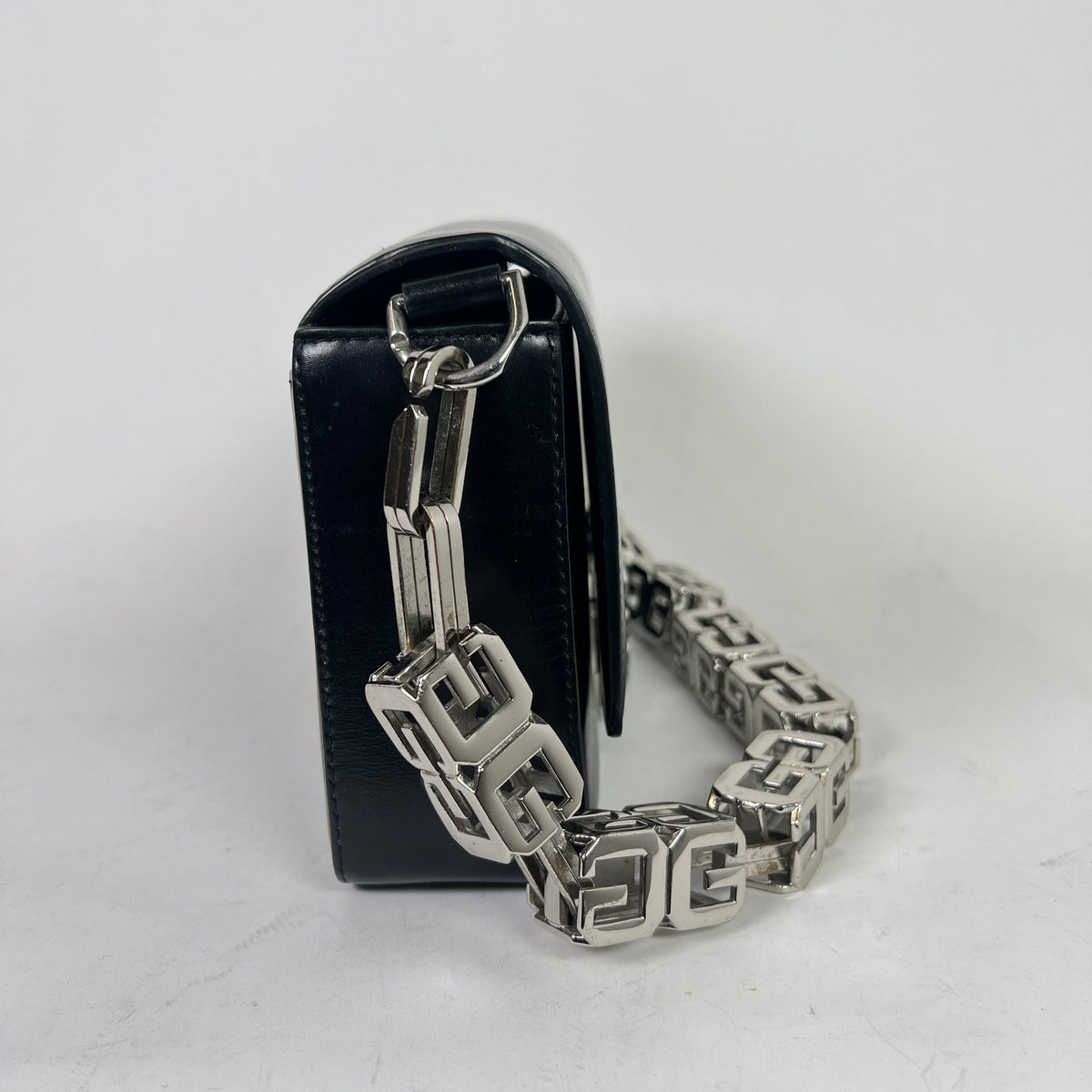Givenchy 4G Chain Leather Shoulder Bag