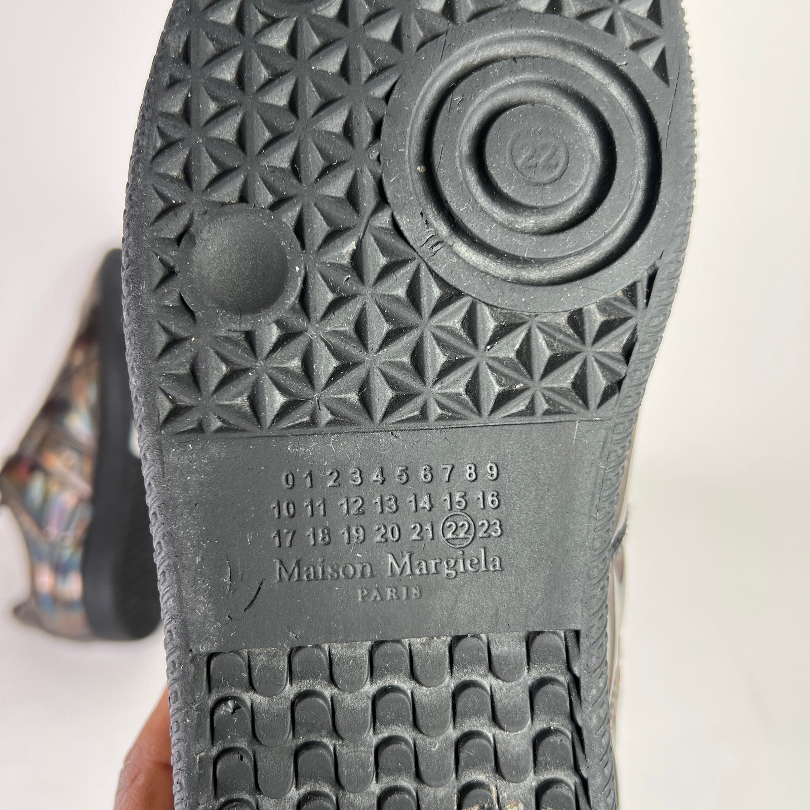 Maison Margiela Iridescent Replica Gats