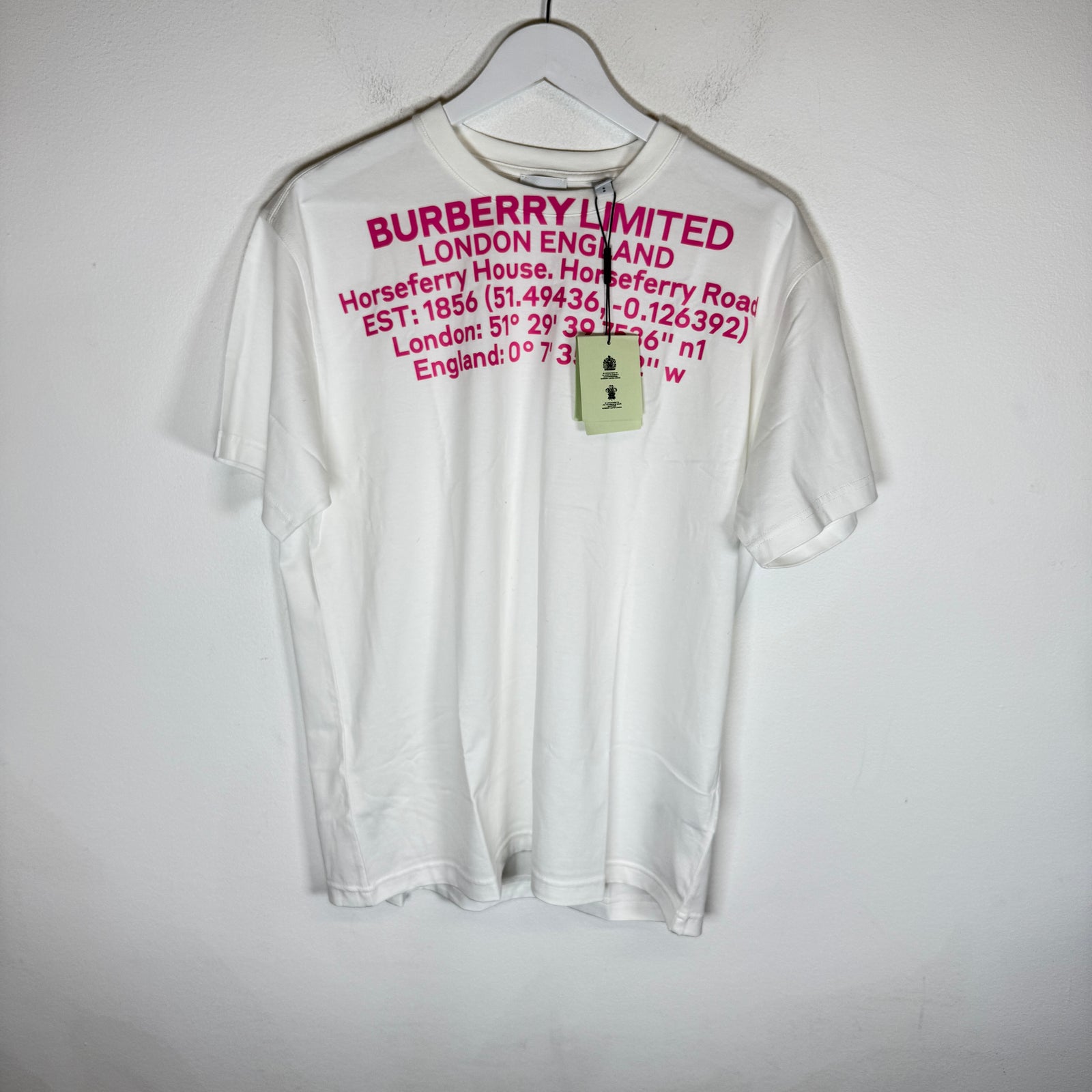 Burberry White/Pink Location Print T-Shirt Size M
