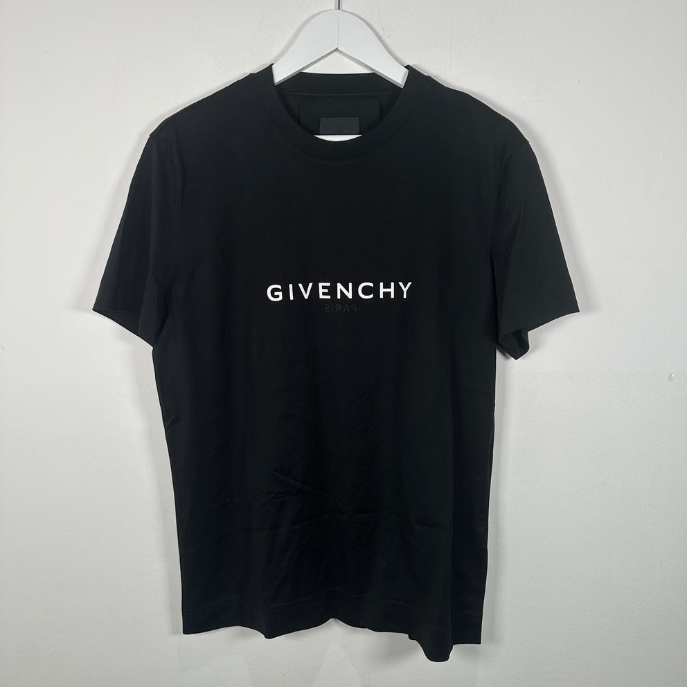 Givenchy Spelled Out Logo Black T-Shirt Size L