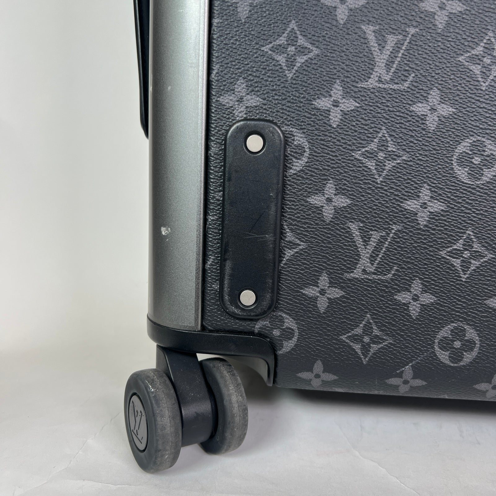 Louis Vuitton Monogram Eclipse Horizon 55 Suitcase