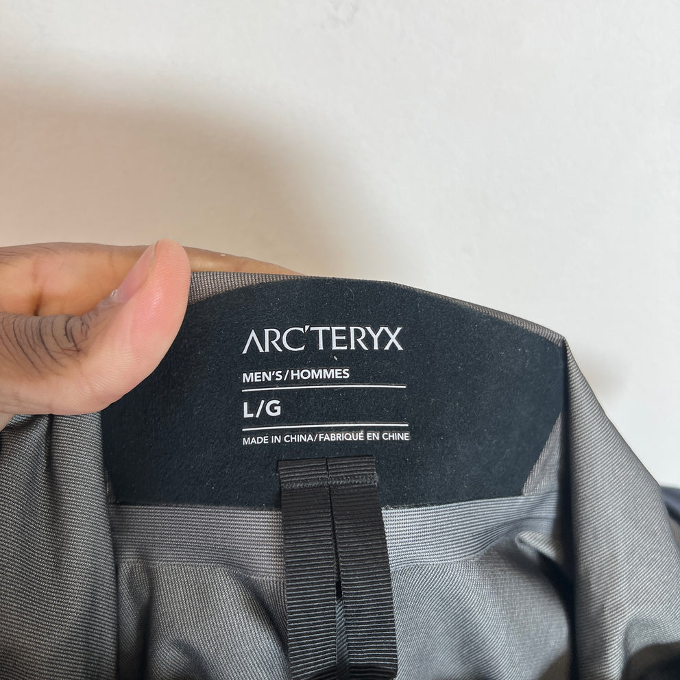 Arc'teryx Navy Beta LT Shell Jacket Size L