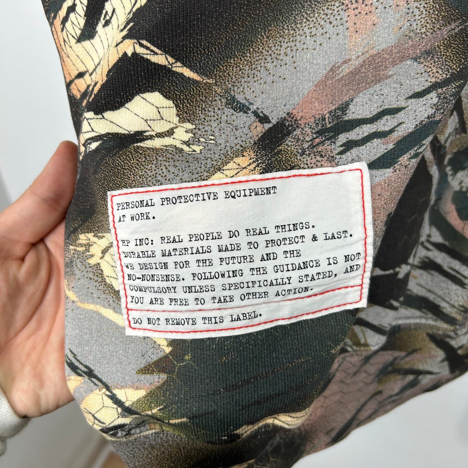 Heron Preston Camouflauge Reaper Patch Crewneck Size L