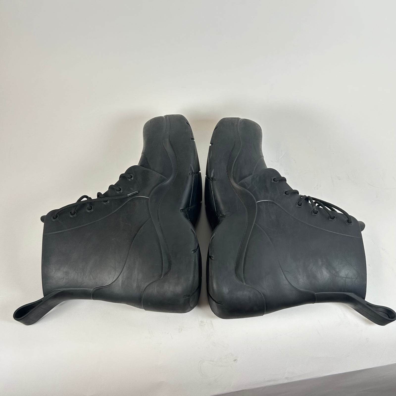 Bottega Veneta Black Lace Up Puddle Boots Size 45