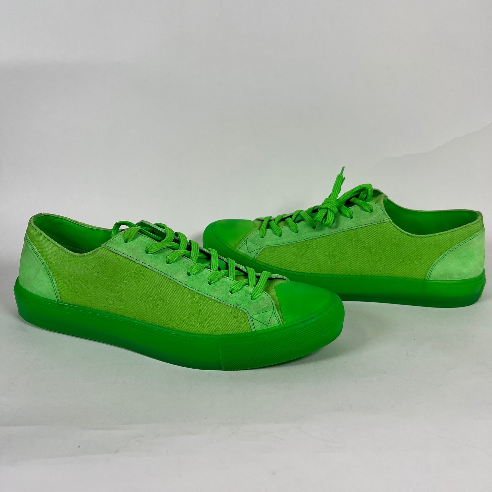 Louis Vuitton Canvas Monogram Shoes Size 9