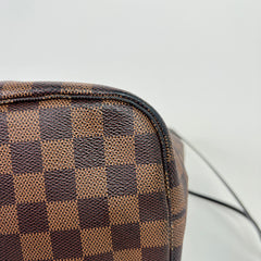 Louis Vuitton Damier Ebene Neverfull MM Toe Bag
