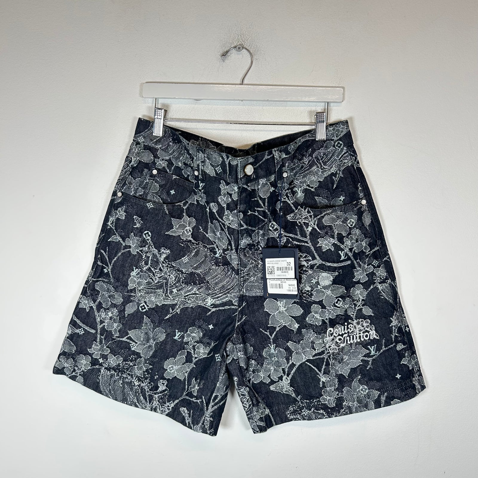 Louis Vuitton Floral Jacquard Denim Shorts Size 32