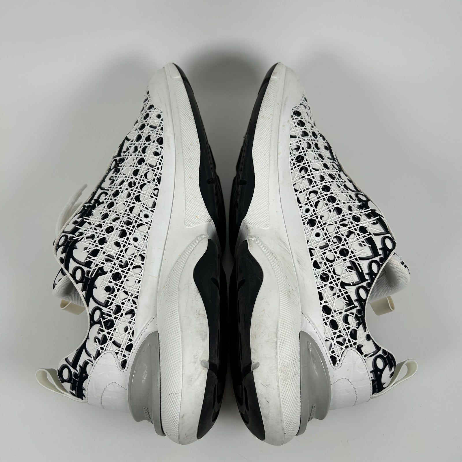 Dior B24 White And Black Monogrom Oblique Cannage Size 45
