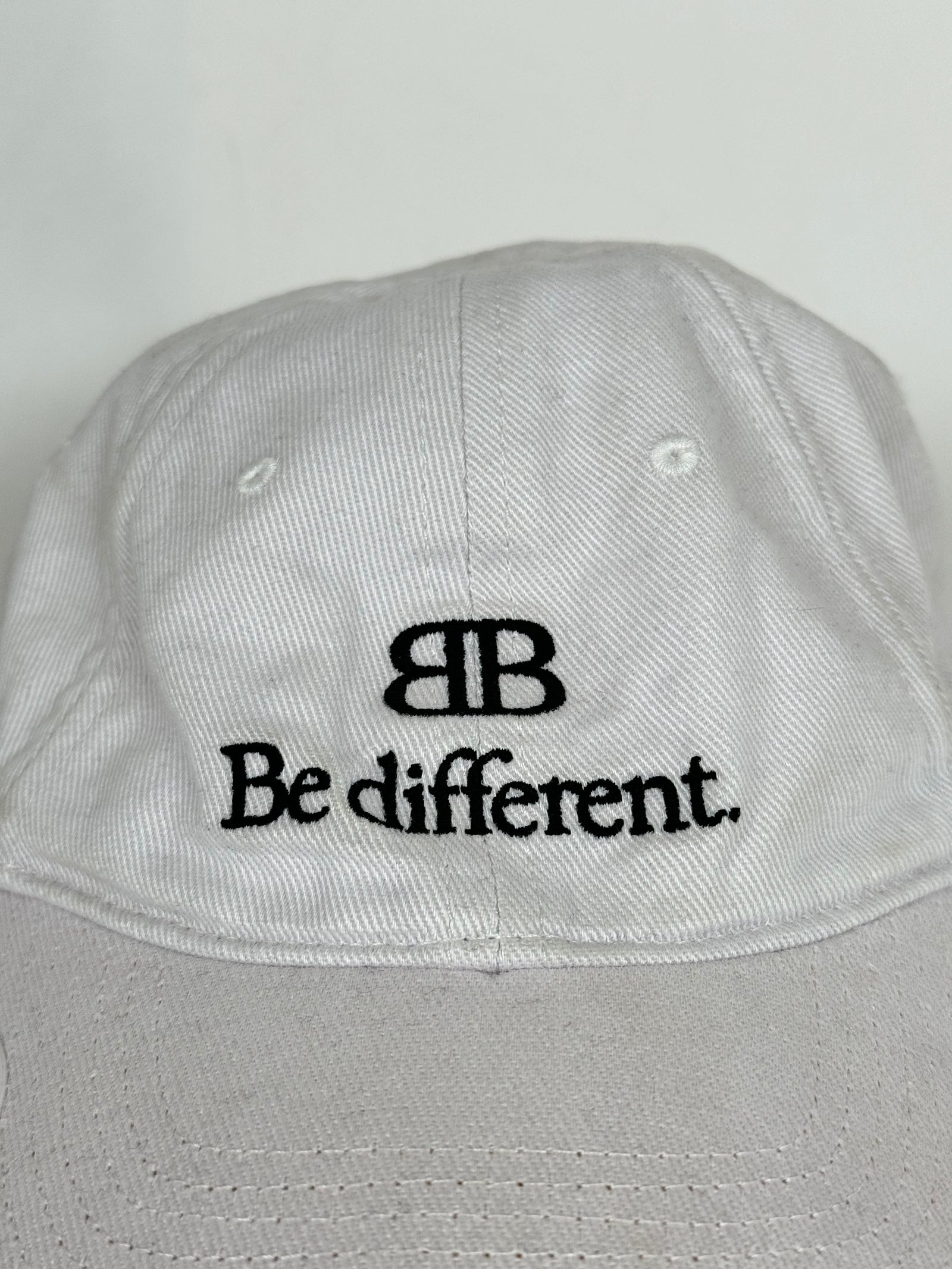 Balenciaga BB Be Different Cap