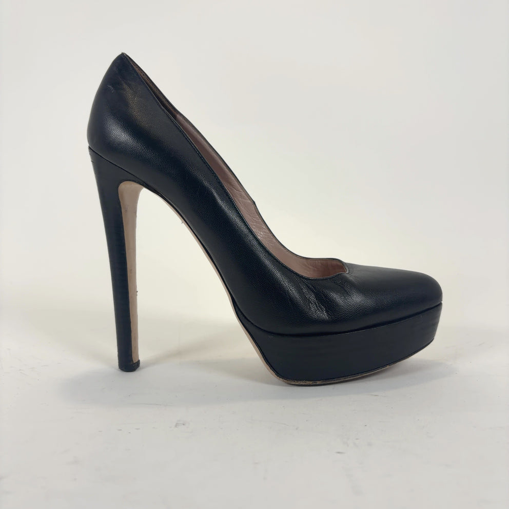 Miu Black Leather Pumps Heels