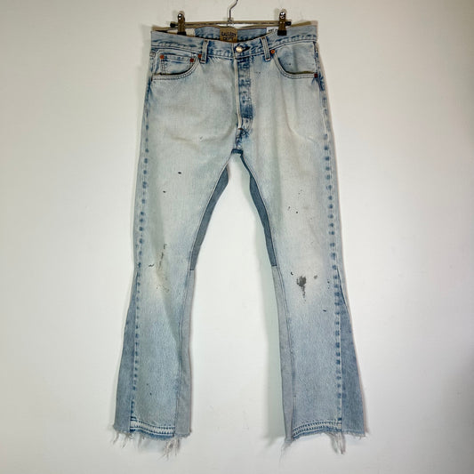 Gallery Dept Lightwash LA Flare 90210 Jeans Size 32