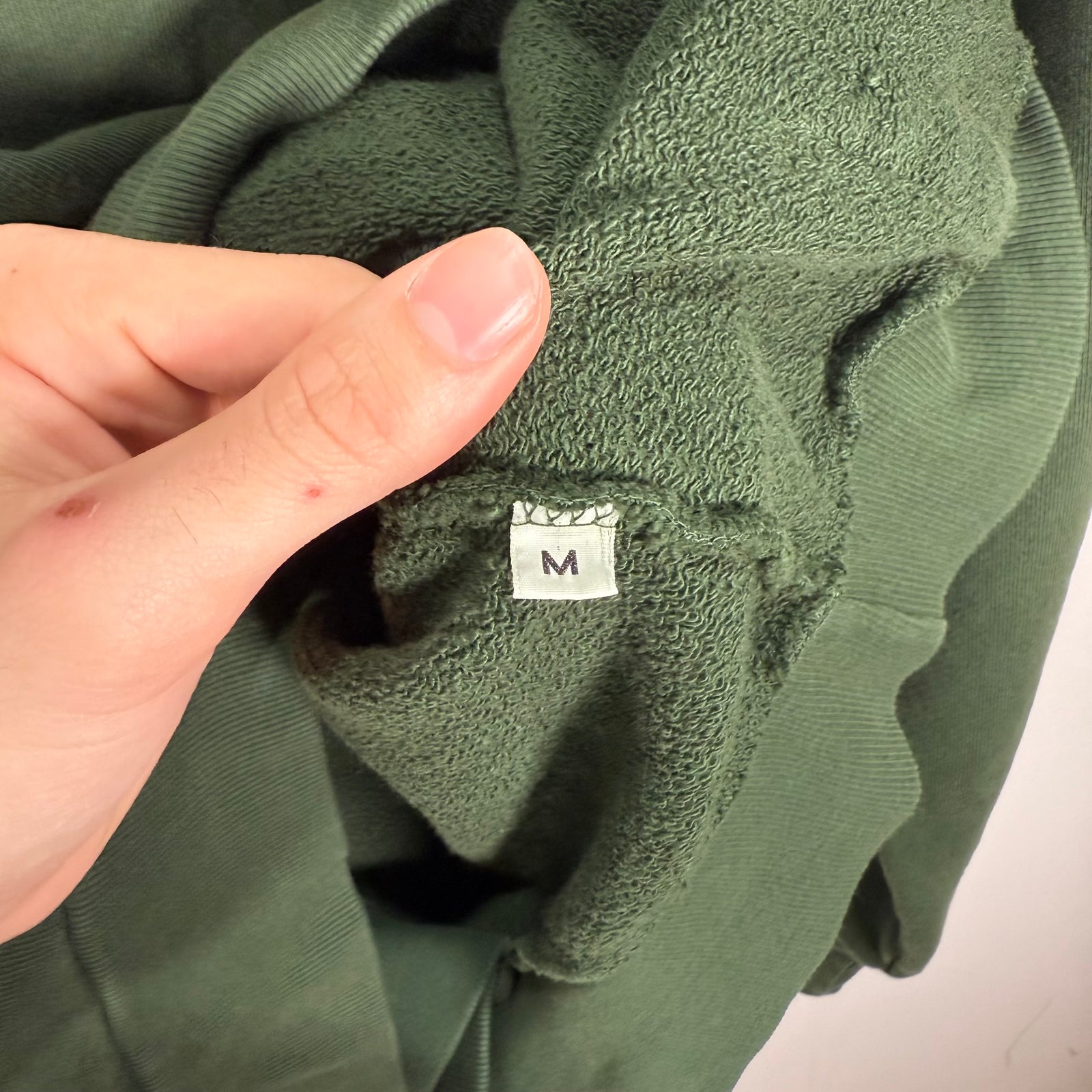Hidden Green Logo Pullover Hoodie Size M