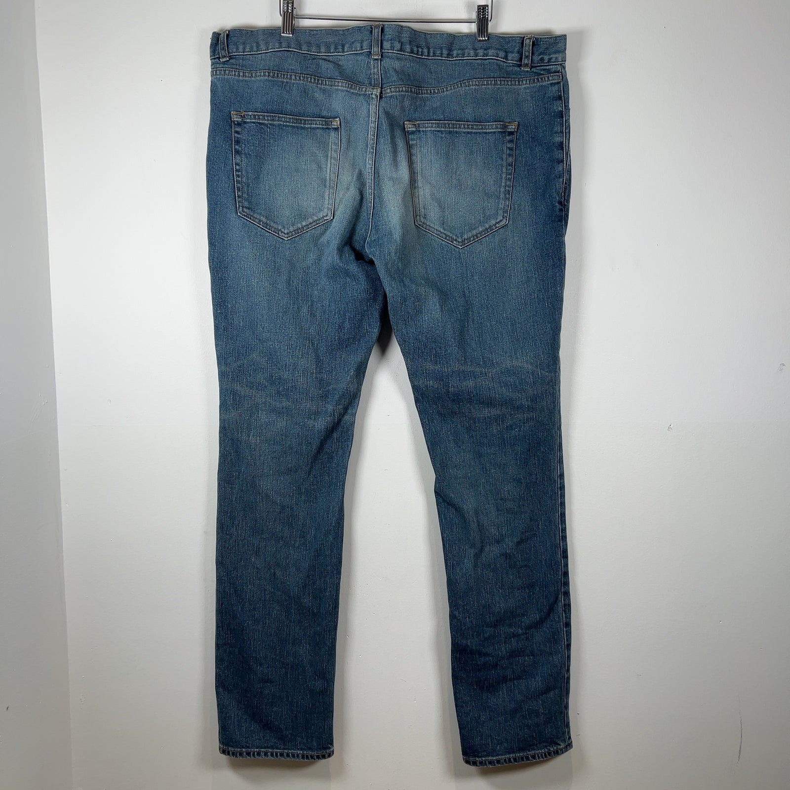Saint Laurent D02 Distressed Lightwash Jeans