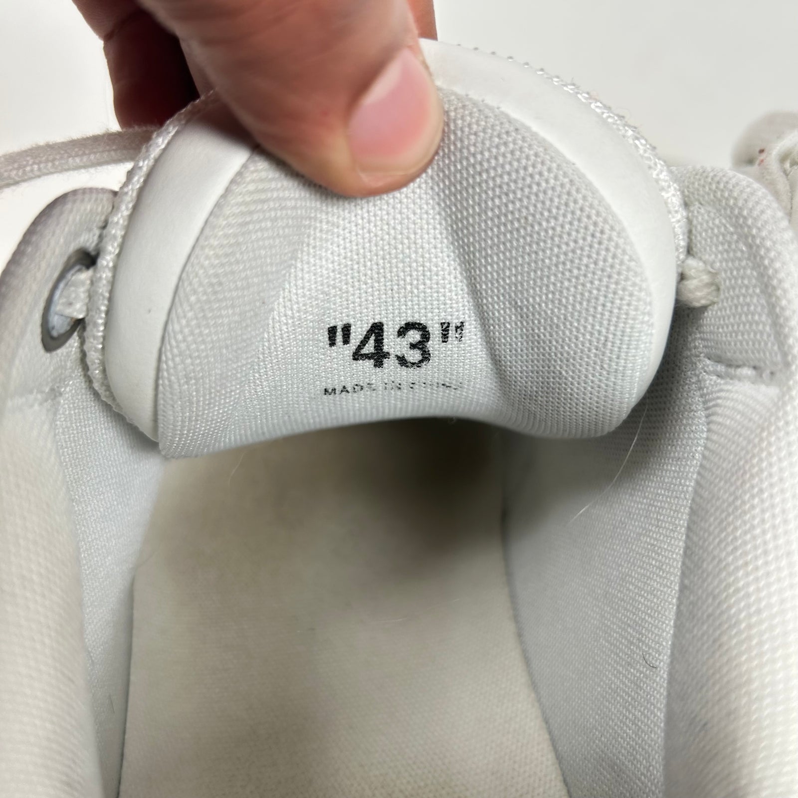Off-White White Out Of Office Sneakers Size 10