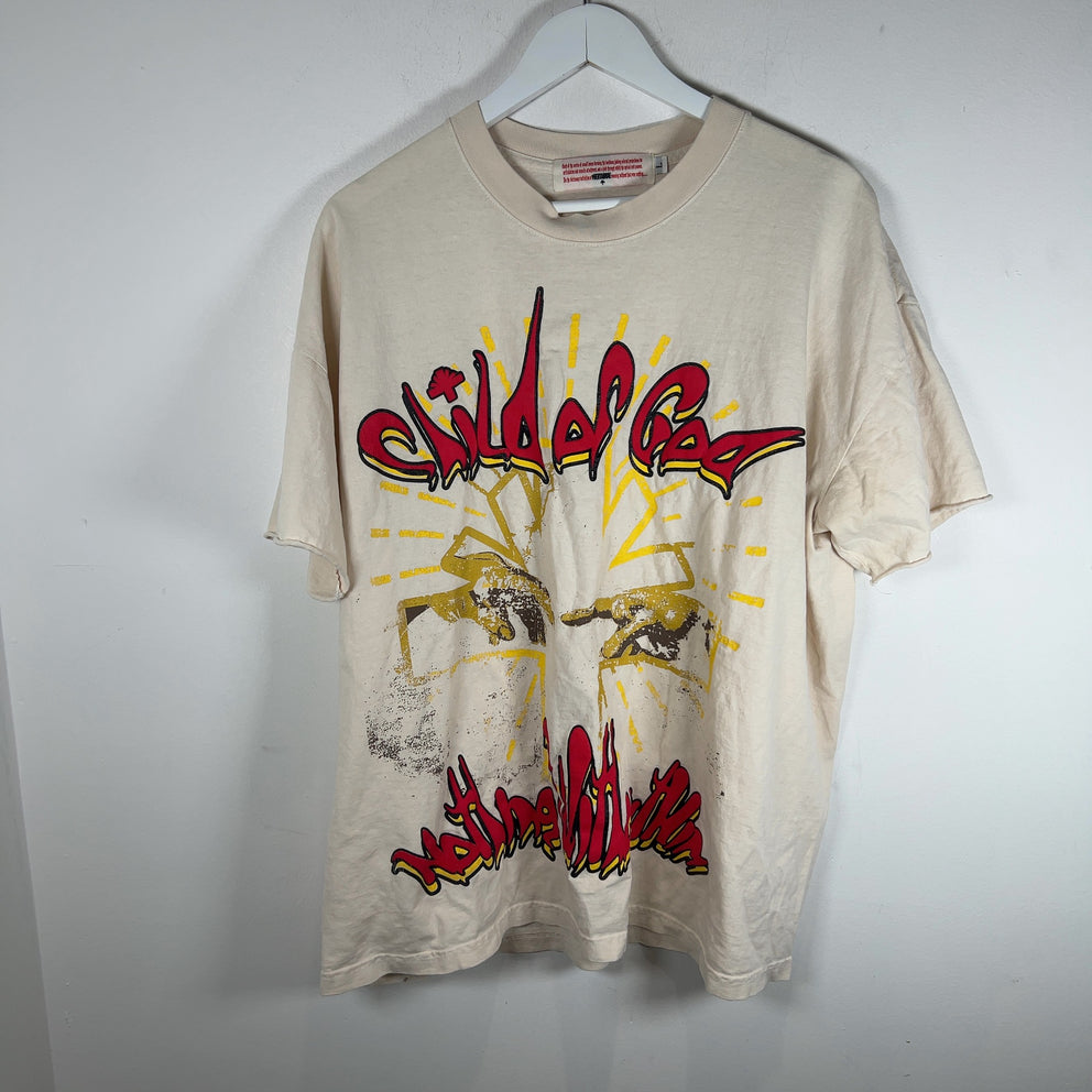 Vertabrae Graphic Red Spell Out T-Shirt